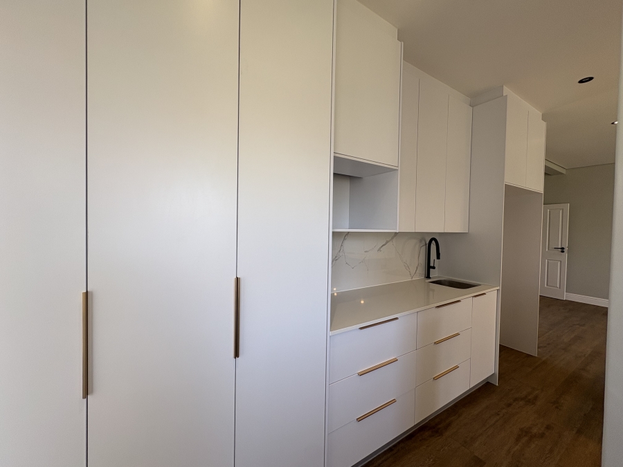 4 Bedroom Property for Sale in Sandown Western Cape
